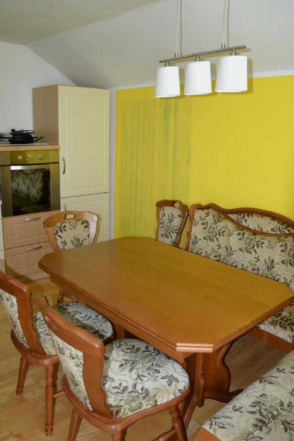Apartma Ob Potoku Luče エクステリア 写真
