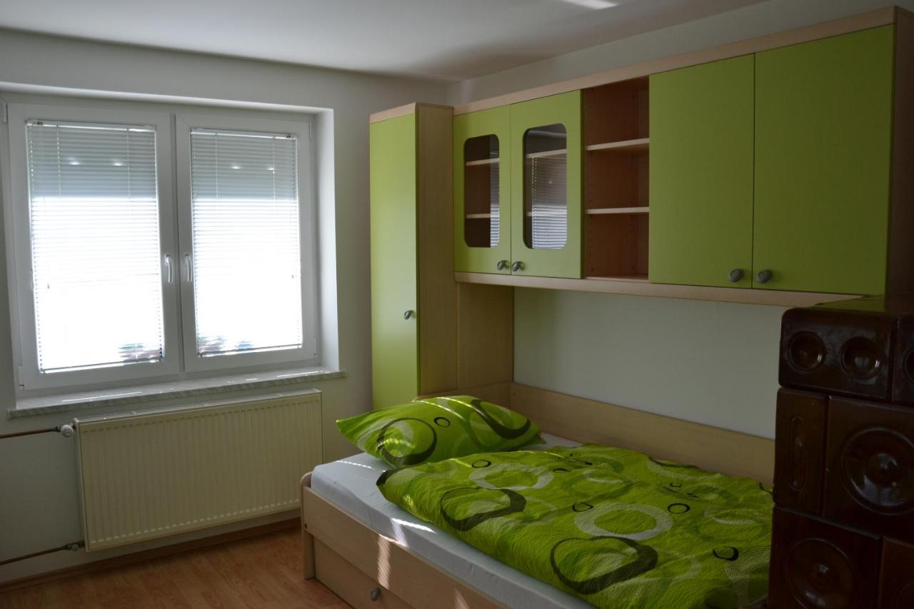 Apartma Ob Potoku Luče エクステリア 写真